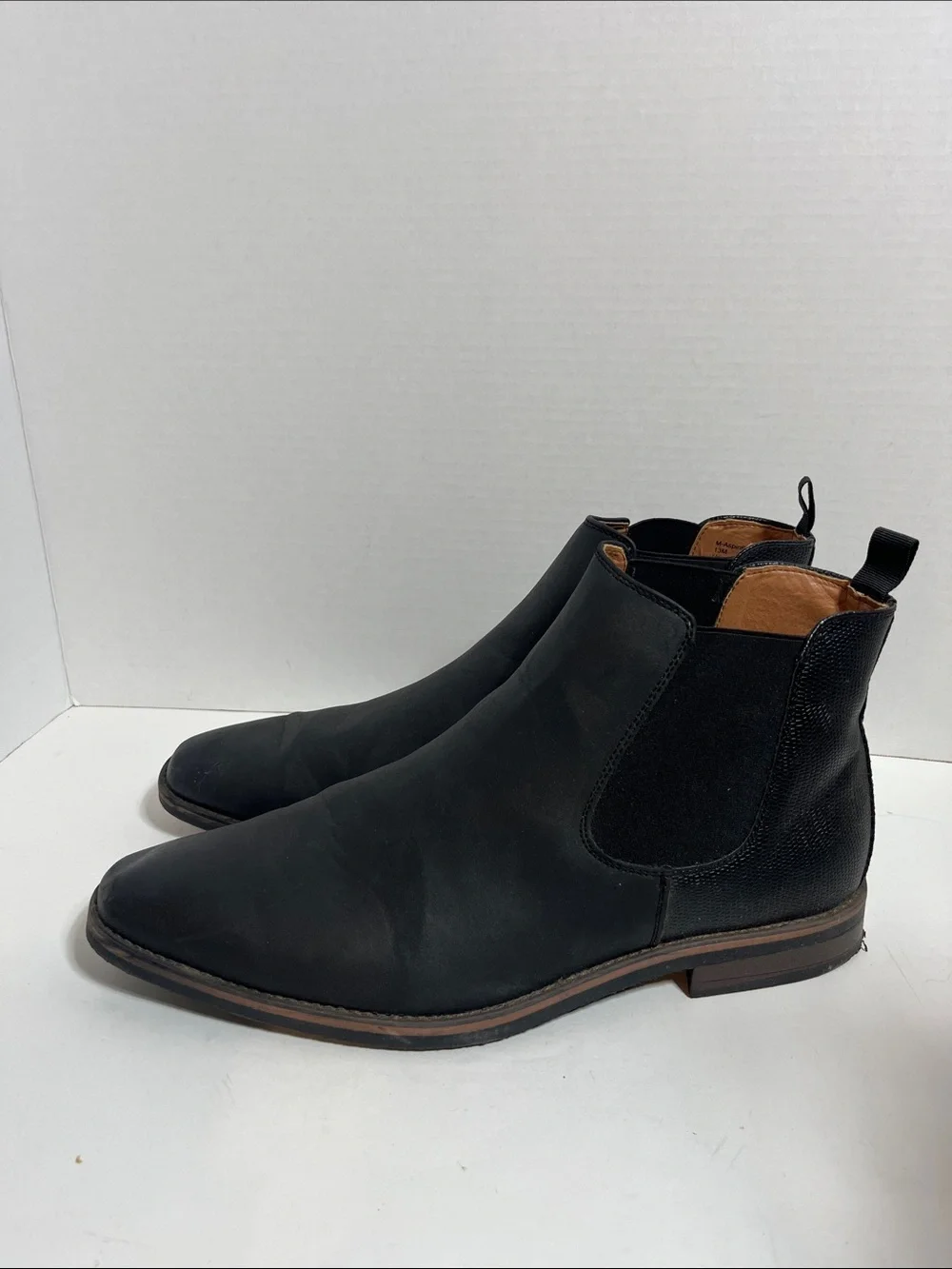 Steve Madden Men's faux Black Leather Chukka Boots